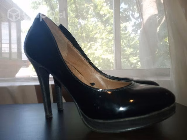 Tacones zapatos de fiesta o formal