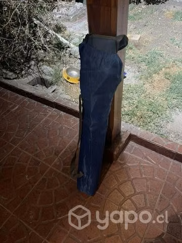 Dos sillas tripode mas 1 silla plegable - Imagen 4