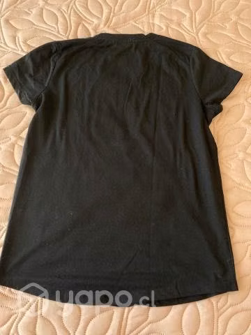 Polera original de marca Gap elasticada