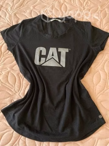 Polera original de marca Gap elasticada