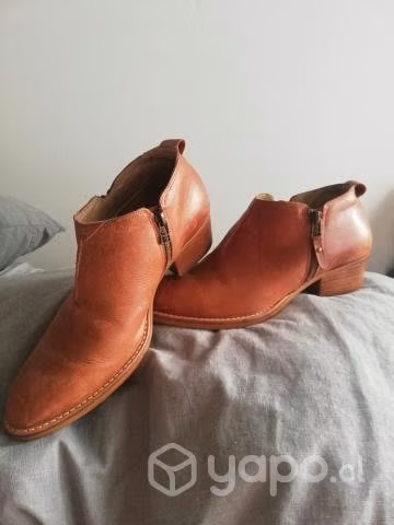 Botines cortos, Gacel