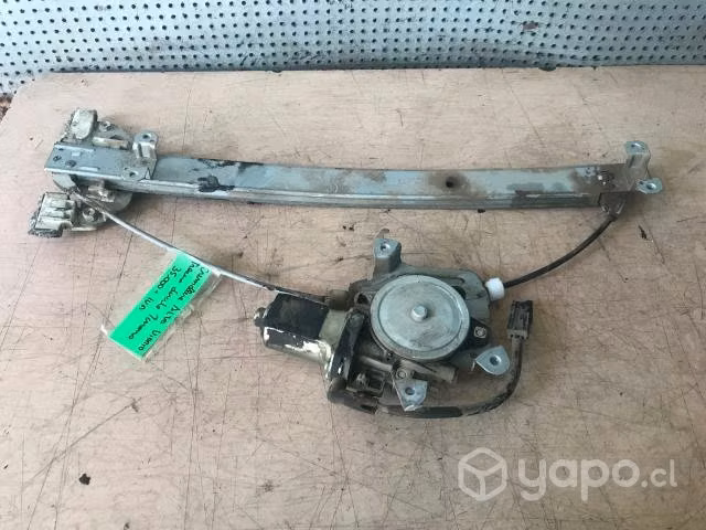 Cremal alzavidrio elec puerta tras der Nissan Terr