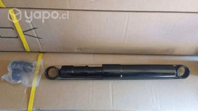 Amortiguador trasero toyota hilux 2006-2015