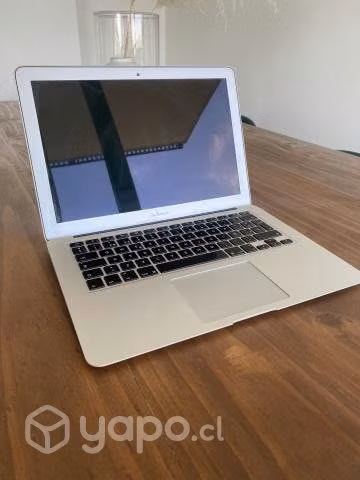 MacBook Air M1 8GB