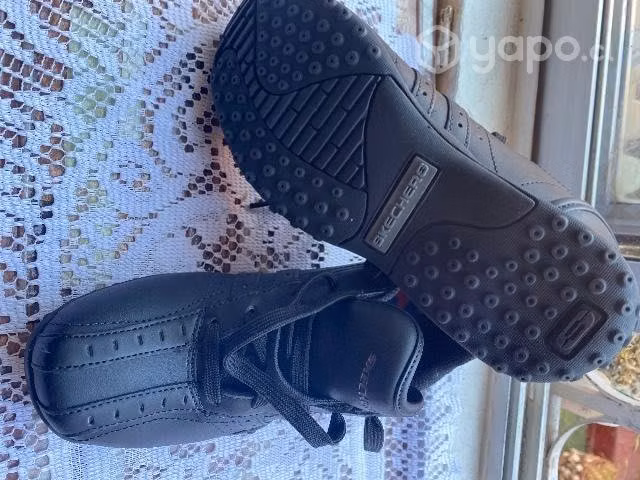Zapatos de colegio nuevos marca skechers - Imagen 3