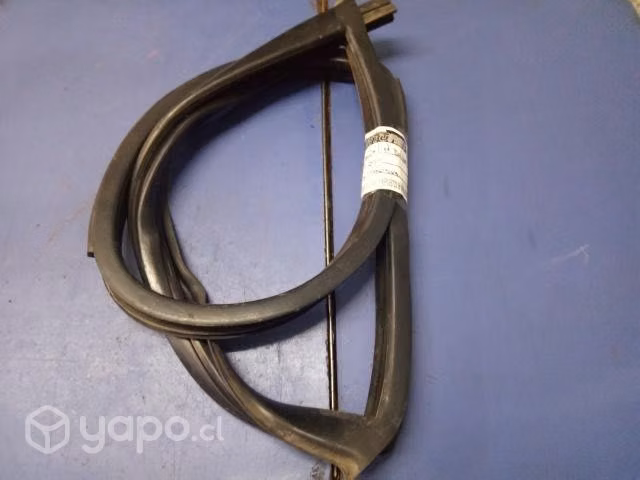 Goma vidrio puerta delantera derecha Peugeot Boxer