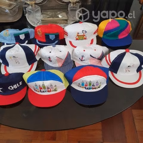 Jockeys, gorros para guaguas, niños y adultos