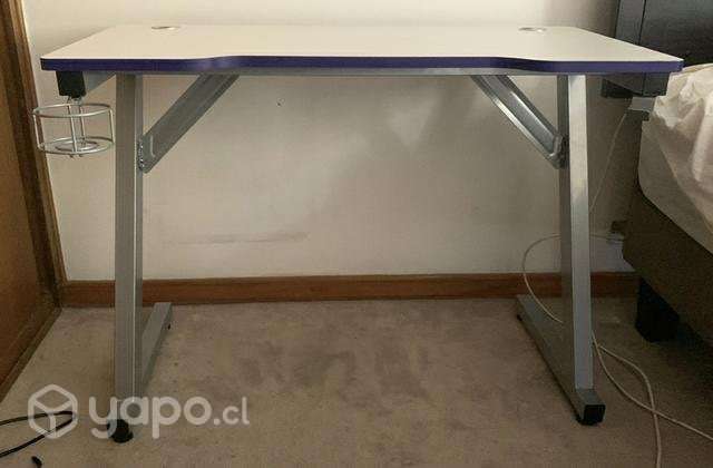 Escritorio Gamer Blanco con Morado - Imagen 2