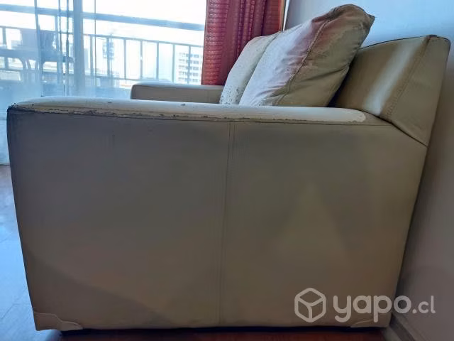 Sillón ecocuero usado - Imagen 3