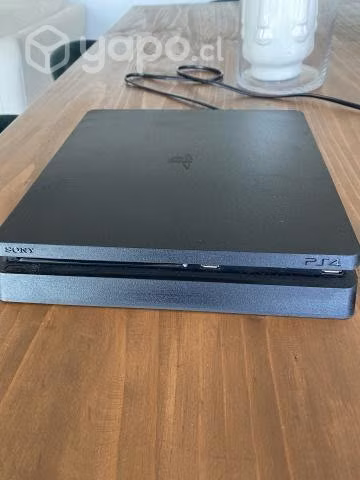 Playstation 4 (PS4)