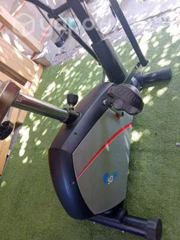 Bicicleta elíptica eléctrica