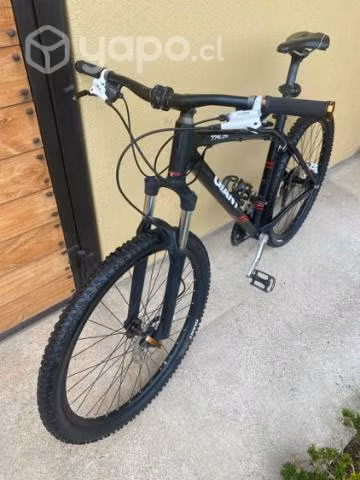 Bicicleta GIANT Talon 3