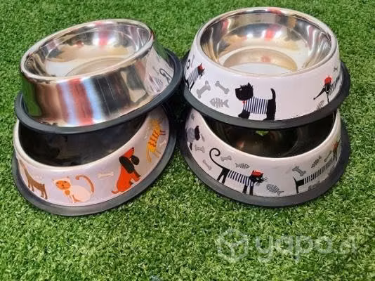 Platos de aluminio con diseños para mascotas