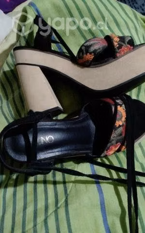 Sandalias