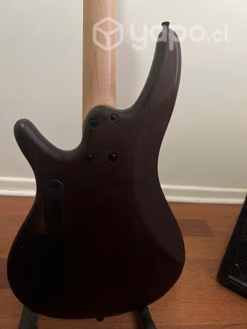 Bajo Ibanez soundgear