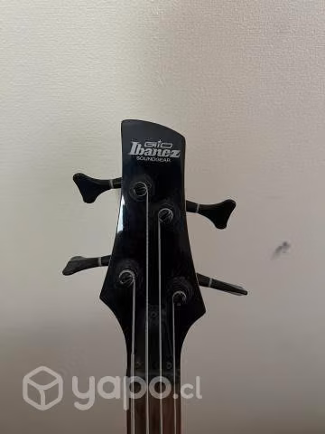 Bajo Ibanez soundgear