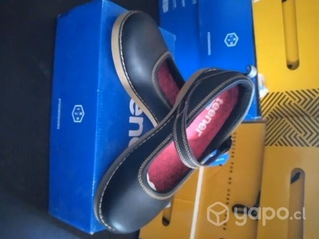 Zapatos de colegio nuevos marca pluma y teener - Imagen 4