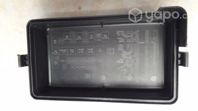 Tapa fusibles chevrolet sail