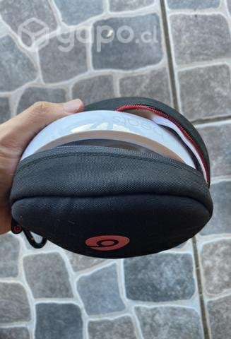Audífonos Beats wireless solo - Imagen 2