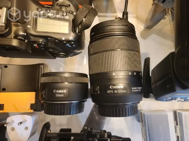 Canon EOS 80D + ACCESORIOS