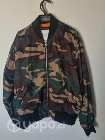Chaqueta bomber militar forever21