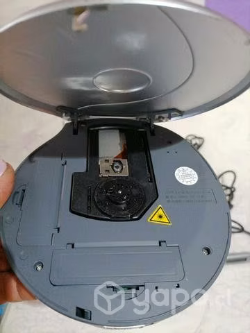 Compact Disc Player
