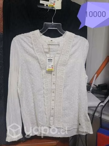 Blusas y poleras mujer