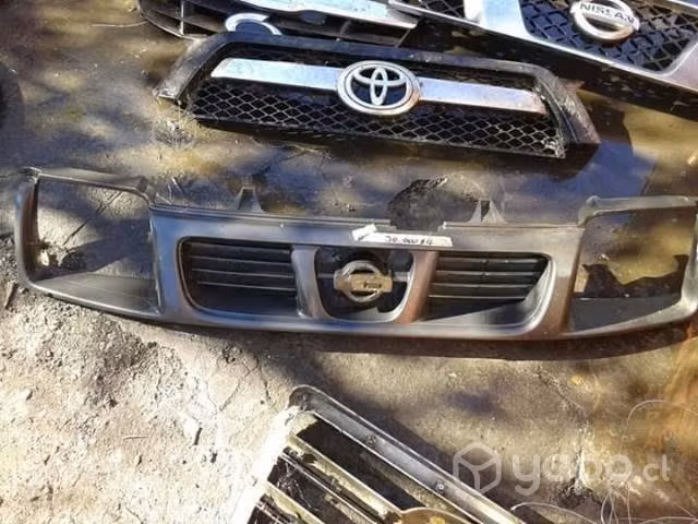 Mascara nissan terrano 2005