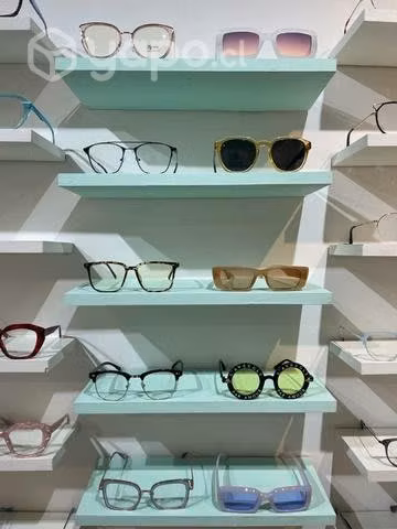 Lentes opticos, de contacto y opticos de sol