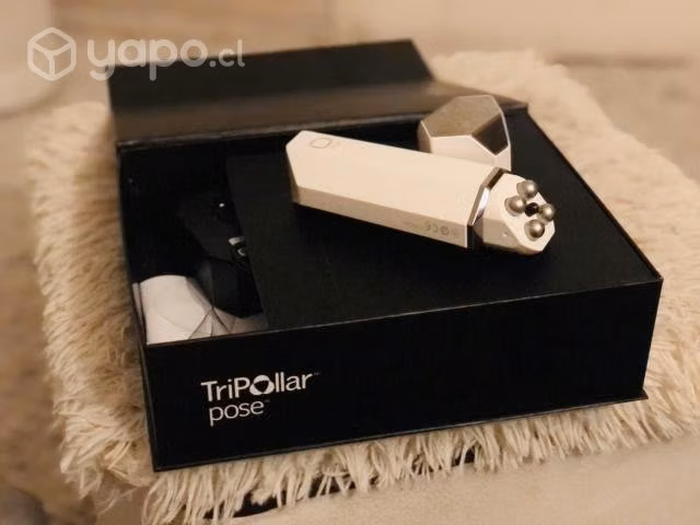 Tripollar pose