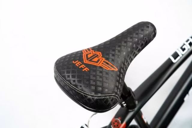 Bmx aro 20 negra con rojo