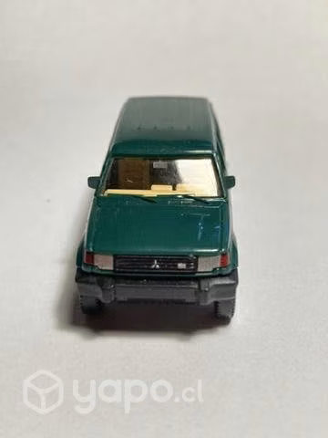 Mitsubishi Pajero 1:87
