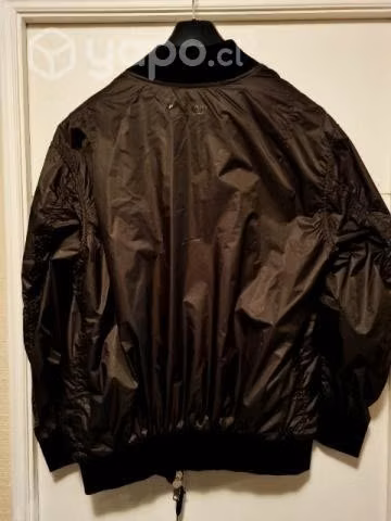 Cortaviento bomber Burberry London