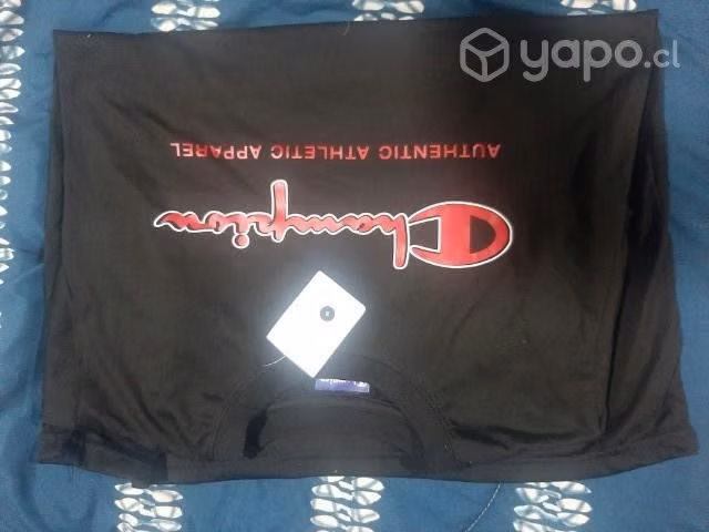Poleras nuevas