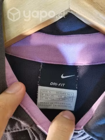 Polera Nike deportiva - Imagen 2