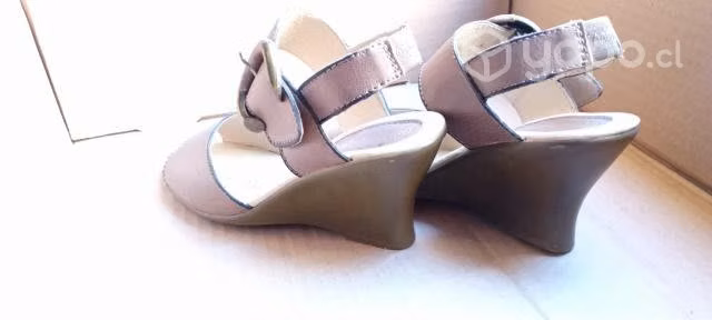 Botas y chalas - Imagen 5