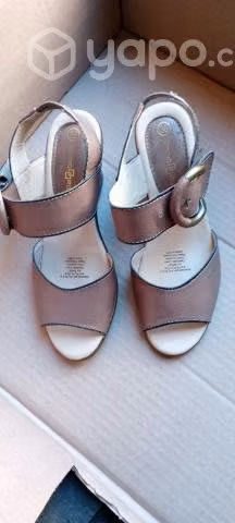 Botas y chalas - Imagen 6