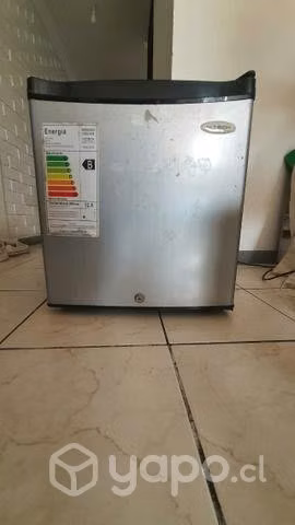Frigobar Hitech en buen estado