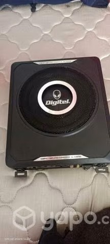 Subwoofer plano Digitel 150 watt