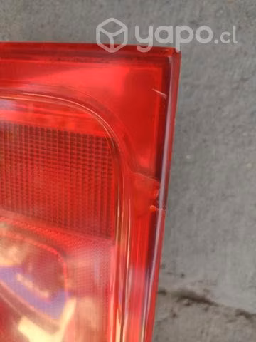 Foco trasero izq Volkswagen Amarok 2011-2016