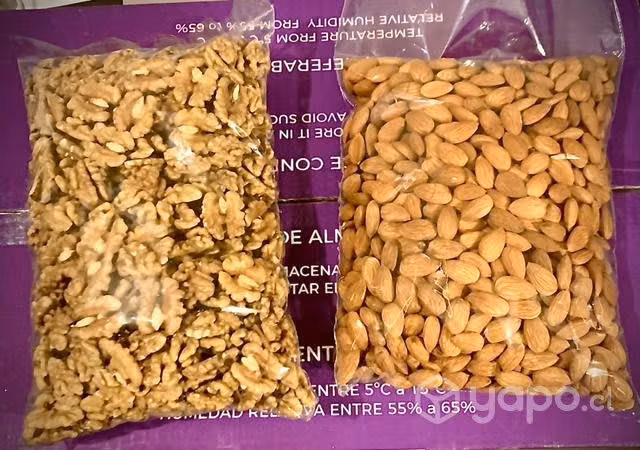 Nueces y Almendras