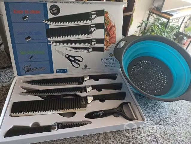 Set de cuchillos + colador