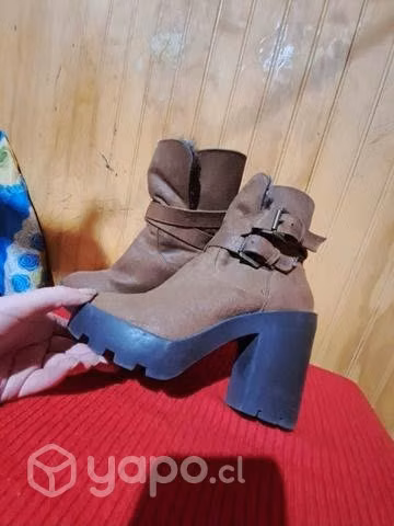 Botines Azaleia