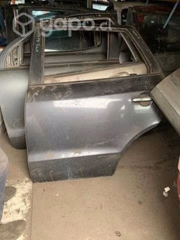 Puerta trasera izquierda Hyundai Santa Fe 2011