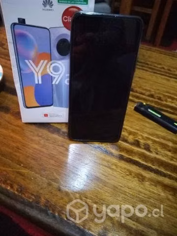 Celular Y9A casi nuevo