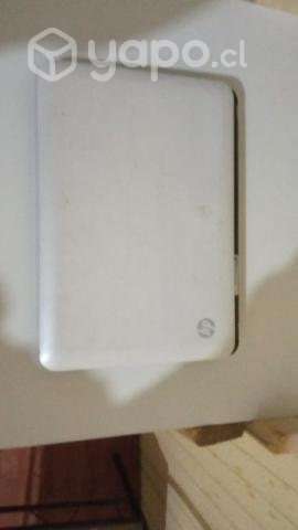 Netbook hp tapa blanca - Imagen 2