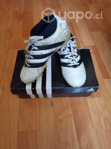 Zapatos fútbol adidas