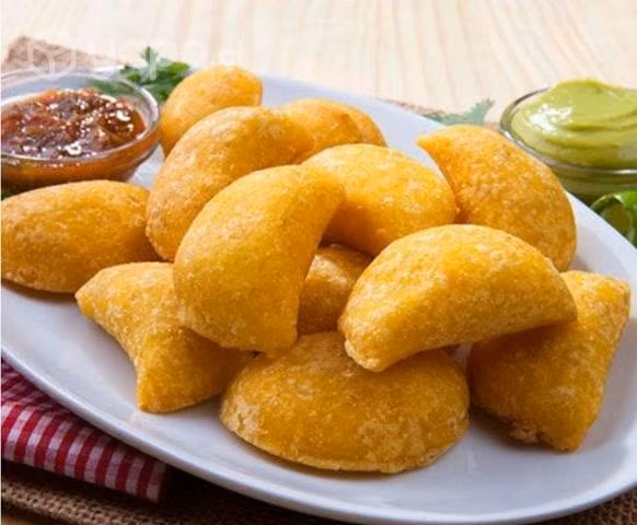 Empanadas y papas rellenas