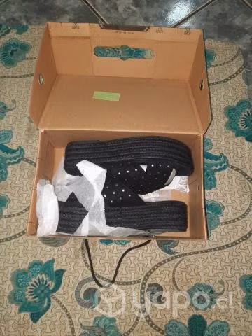 Sandalias nuevas n°36