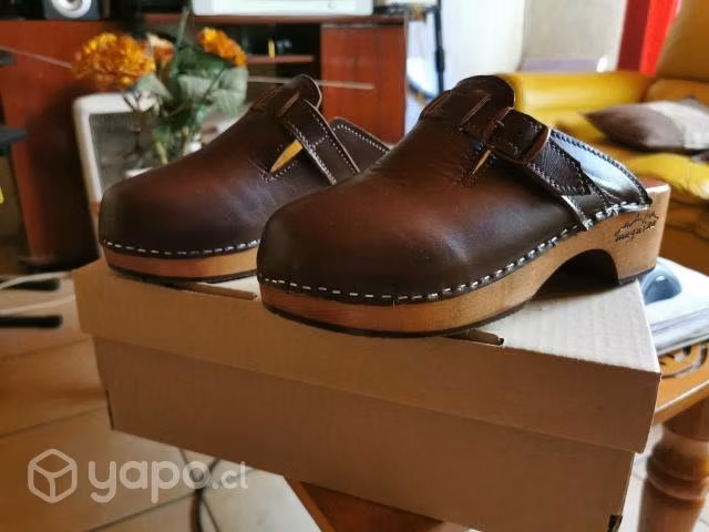 Zuecos Nuevos sin uso Cuero madera